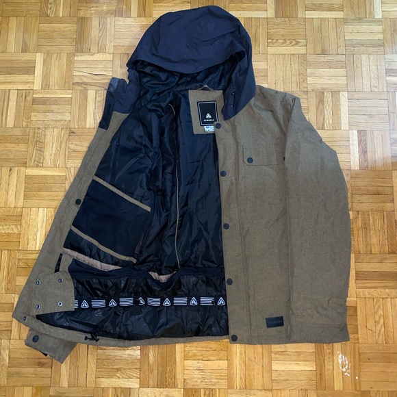 Men’s ski jacket. Like new. Firefly. Men’s medium - Picture 3 of 3